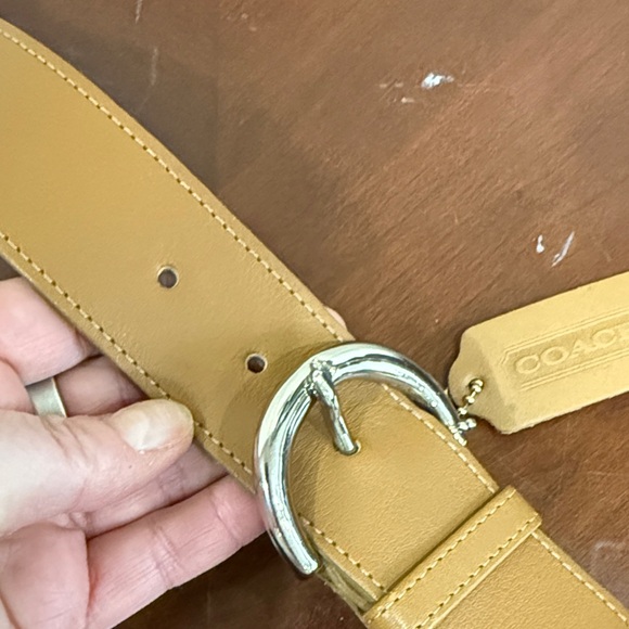 Coach Tan leather Shoulder Bag no. K7C 4169 - Picture 8 of 15